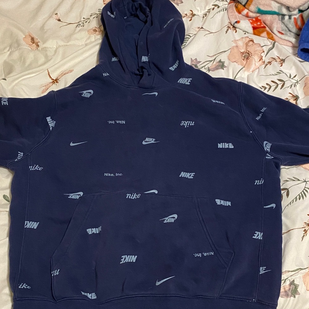 Nike Men's Navy Logo Hoodie